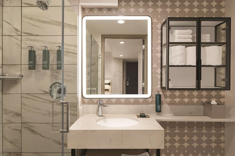 Hotel Doubletree By Hilton New York Midtown Fifth Ave