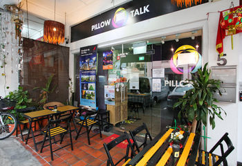 Pillow Talk Hostel