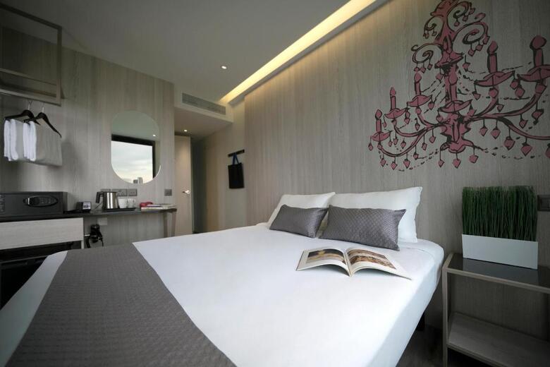Hotel 81 Princess