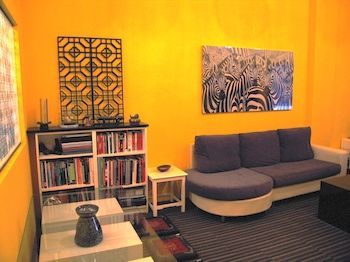 Moni Gallery Hostel