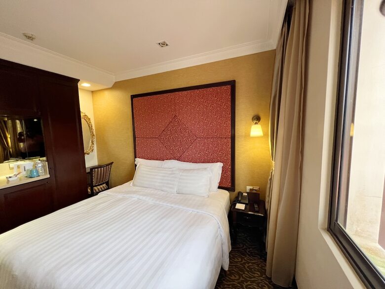 Nostalgia Hotel