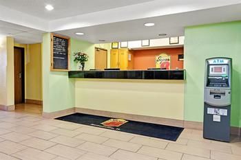 Hotel Super 8 Romeoville Bolingbrook