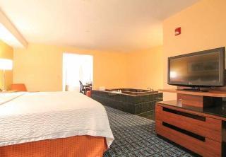 Hotel Fairfield Inn & Suites By Marriott Lombard