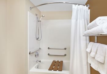 Hotel Fairfield Inn & Suites By Marriott Lombard