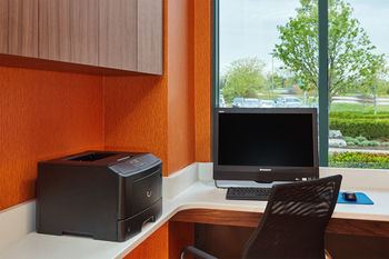 Hotel Fairfield Inn & Suites By Marriott Lombard