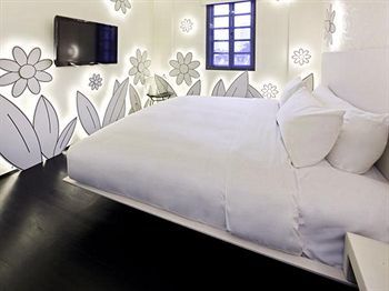 Hotel Wanderlust
