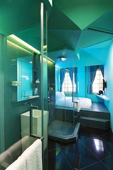 Hotel Wanderlust