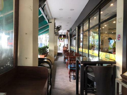 Vintage Inn Singapore