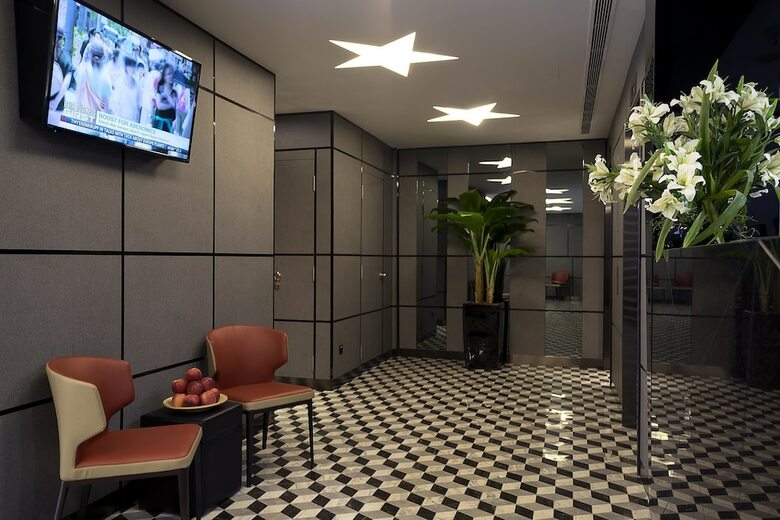 Hotel 81 Hollywood