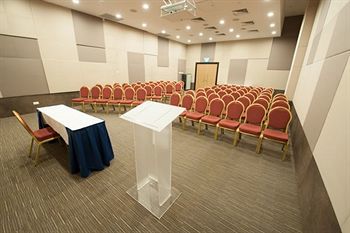 Hotel Ymca @ One Orchard