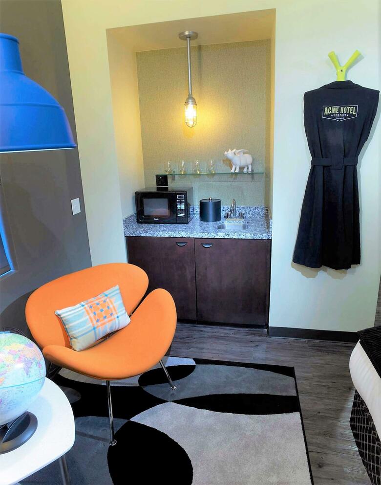 Acme Hotel Company Chicago