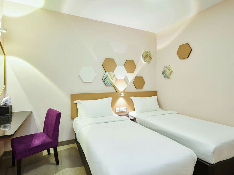 Fragrance Hotel - Imperial