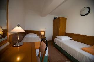 Sipa Apartments