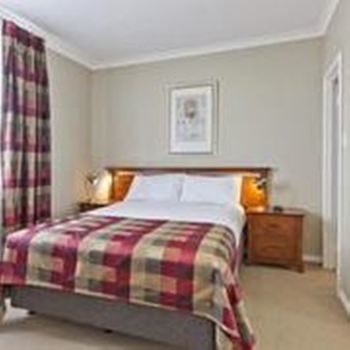 Mont Clare Boutique Apartments