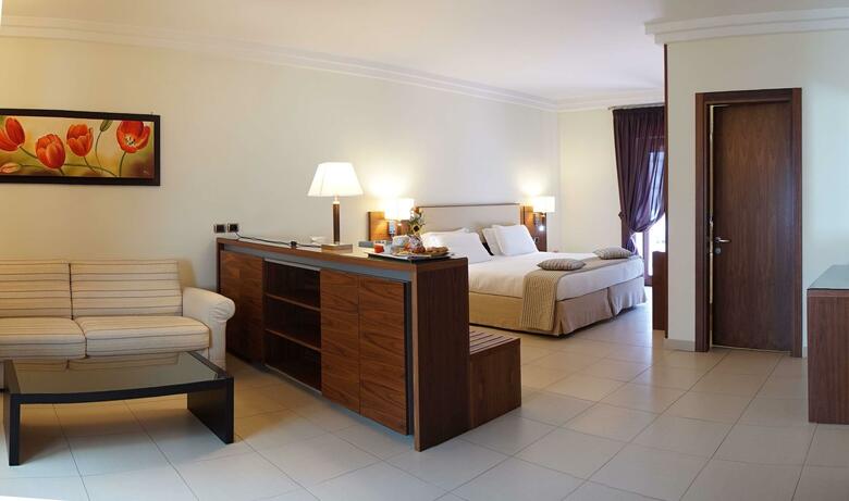 Hotel Suites And Residence