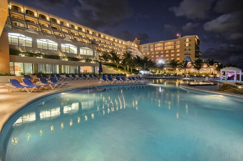 Hotel Golden Parnassus Resort & Spa - Adults Only