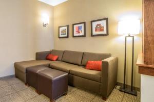 Hotel Comfort Suites