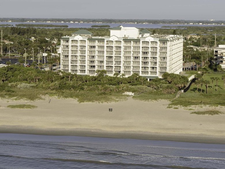 Hotel The Resort On Cocoa Beach