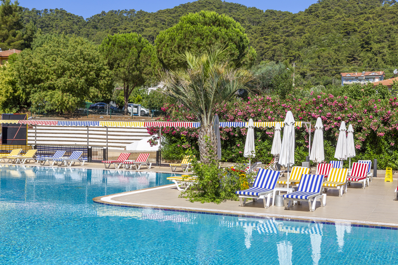 Smart Voxx Resort Hotel