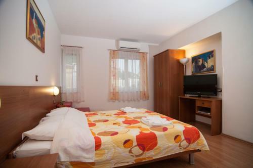 Apartments And Rooms Liburnija