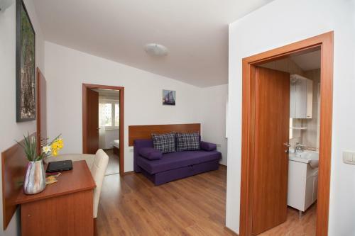 Apartments And Rooms Liburnija