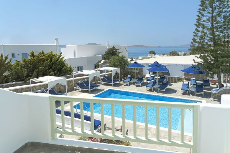 Hotel Bellissimo Resort