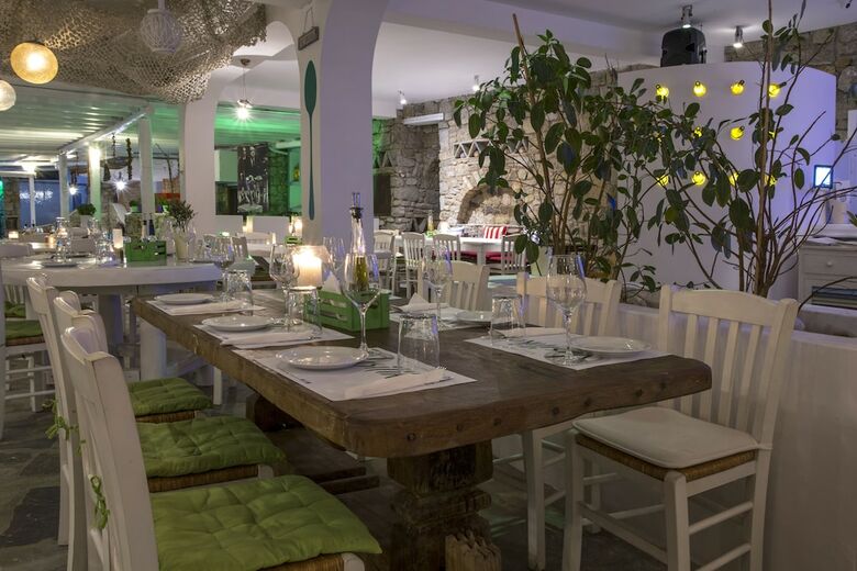 Hotel Bellissimo Resort