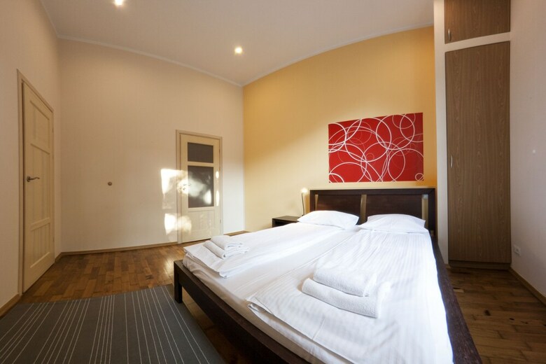 Yourplace Top Apartments