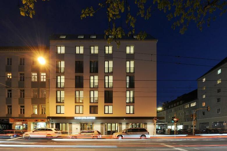 VI Vadi Hotel Bayer 89