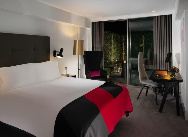 Hotel Sea Containers London