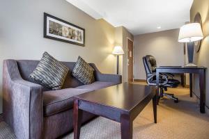 Hotel Comfort Inn And Suites