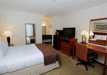 Hotel Clarion Inn I-10 East At Beltway