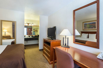 Hotel Clarion Inn I-10 East At Beltway