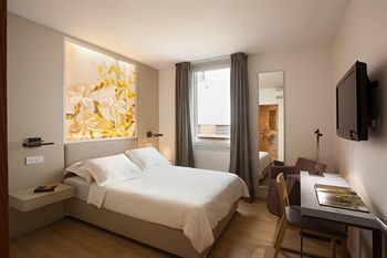 The Classic Hotel