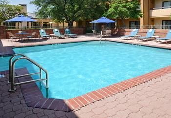 Hotel Courtyard By Marriott Dallas Las Colinas