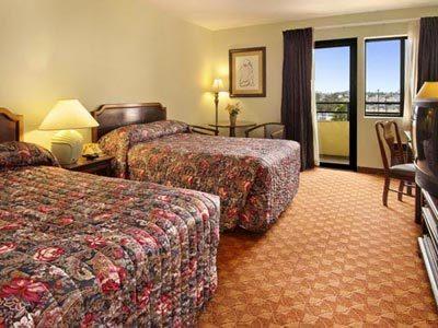 Hotel Ramada Plaza Garden Grove Anaheim South