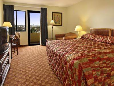 Hotel Ramada Plaza Garden Grove Anaheim South