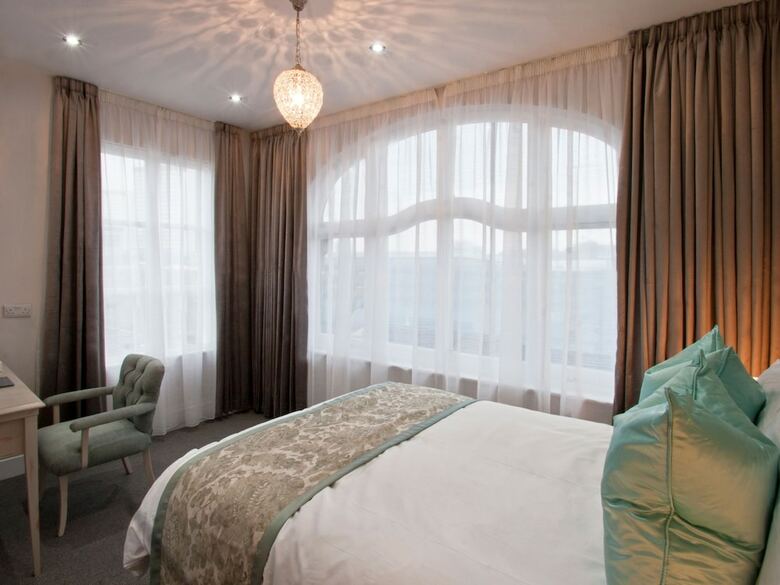 Hotel W12 Rooms