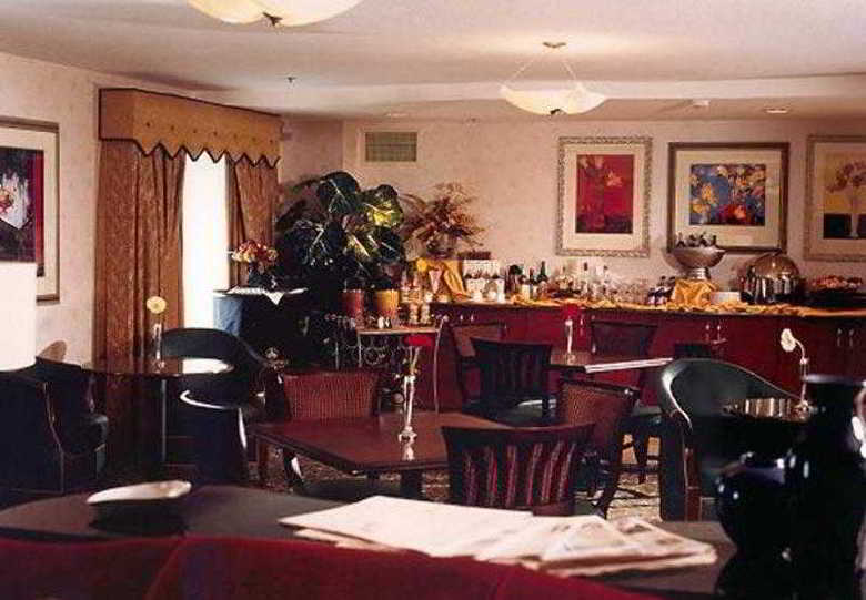 Renaissance Richardson Hotel