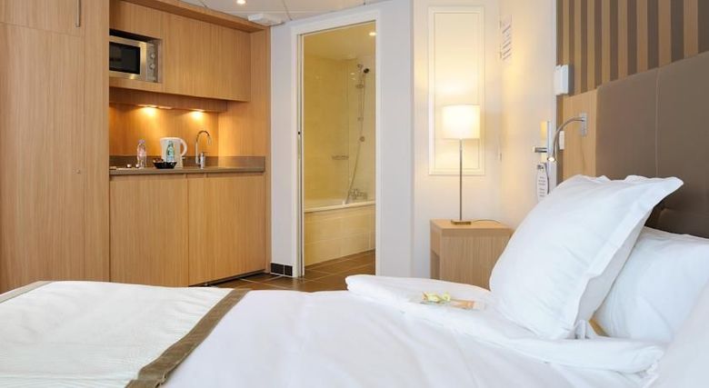 Hotel Residhome Paris Issy Les Moulineaux