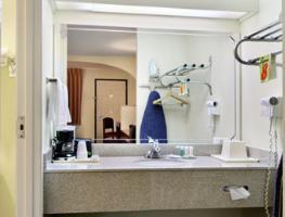 Hotel Super 8 Grand Prairie