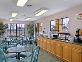 Hotel Super 8 Grand Prairie