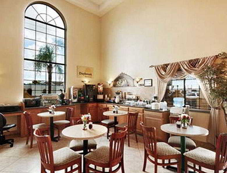 Hotel Days Inn And Suites Hobby Airport
