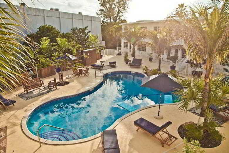 Tradewinds Apartment Hotel