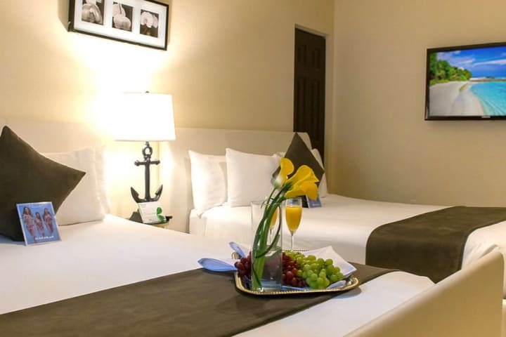 Tradewinds Apartment Hotel