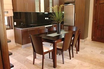 Hotel Lifestyle Royal Suites