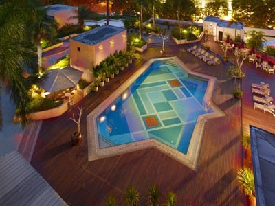 Hotel Landmark Village