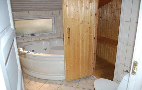 Holiday Home Ringvejen R�m� Denm