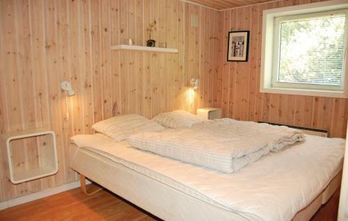 Holiday Home Dyssebjergvej R�m�