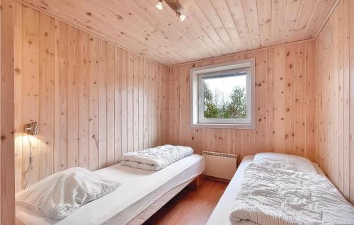 Holiday Home Dyssebjergvej R�m�